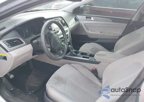 2015 Hyundai Sonata Se z USA, uszkodzony, nr VIN 5NPE24AF4FH219355